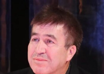Όταν στο χωριό μου μαθεύτηκε ότι δουλεύω μαζί του, το θεώρησαν προσβολή