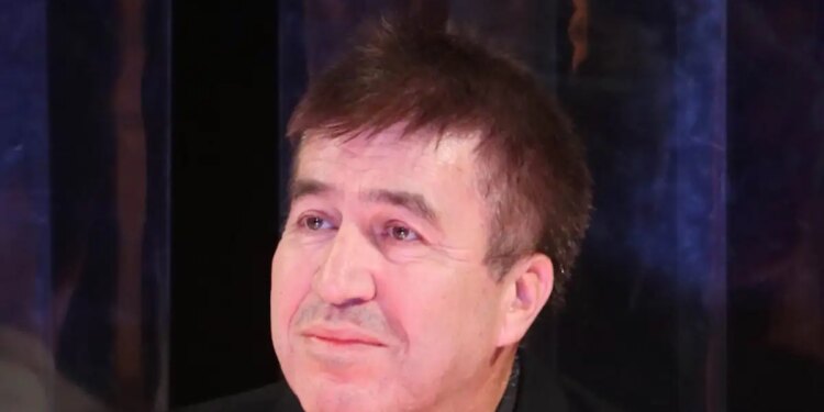 Όταν στο χωριό μου μαθεύτηκε ότι δουλεύω μαζί του, το θεώρησαν προσβολή