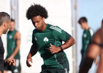 Επιστροφή στη δράση στο Κορωπί, μέρος του προγράμματος ο Πάλμερ-Μπράουν - www.ertsports.gr