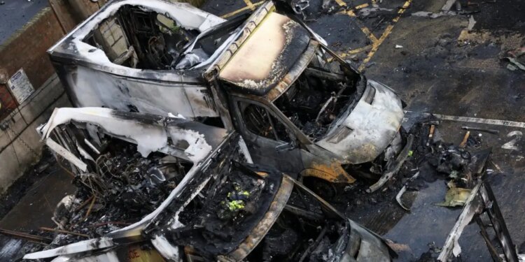 Telegraph: Το Ιράν πιθανόν πίσω από την επίθεση στα εβραϊκά ασθενοφόρα στο Λονδίνο