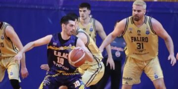 Αμπατζάς: «Η ομάδα έχει έμπειρα παιδιά κι έχει “χτίσει” χαρακτήρα» - www.ertsports.gr