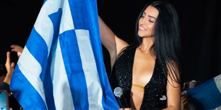 Στήθηκε ελληνικό γλέντι με τραγούδι της Αναστασίας στον αγώνα Πόρτλαντ Τρέιλ Μπλέιζερς
