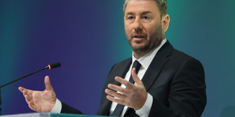 Live η ομιλία Ανδρουλάκη στην έναρξη του Συνεδρίου του ΠΑΣΟΚ
