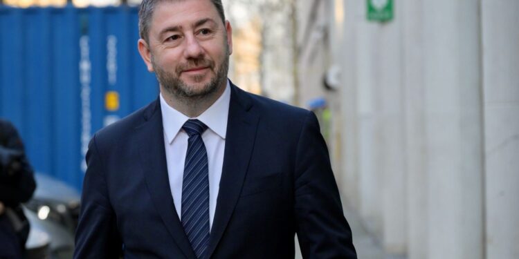 Ανδρουλάκης: Οι αξίες του Ανδρέα Παπανδρέου να γίνουν αγώνας για να κάνουμε ξανά την Αλλαγή πράξη - ertnews.gr