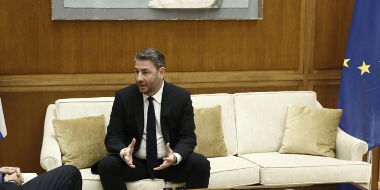 N. Ανδρουλάκης προς K. Μητσοτάκη: Η χώρα μας να μείνει μακριά από κάθε εμπλοκή στον πόλεμο - ertnews.gr