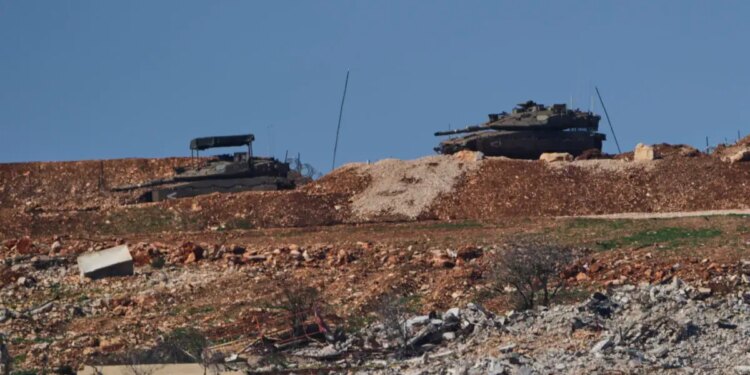 Το Ισραήλ δεν αποκλείει μία χερσαία εισβολή στον Λίβανο