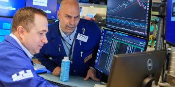 Νευρικότητα στα χρηματιστήρια: Οριακή άνοδος στην Ευρώπη, πιέσεις σε Ασία και ΗΠΑ λόγω πολέμου και ενεργειακού σοκ