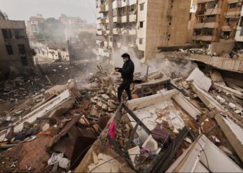 Μάρτιος και «Μαύροι Κύκνοι»: Πόσο θα κοστίσει ο πόλεμος στις αγορές και γιατί η Ελλάδα προβάλλει ισχυρές άμυνες