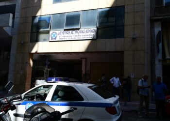 Νεκρός εντοπίστηκε κρατούμενος στο Αστυνομικό Τμήμα Ομόνοιας - ertnews.gr