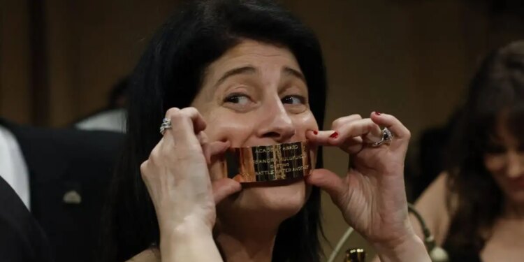 Κασσάνδρα Κουλουκουντή: Από την Κάσο στο Χόλιγουντ