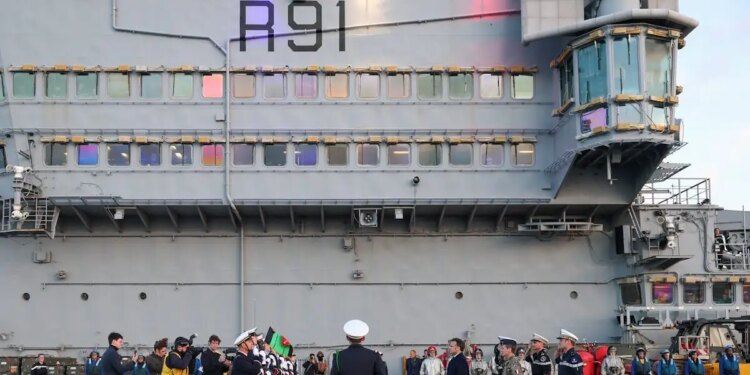 Γκάφα Γάλλου αξιωματικού «πρόδωσε» τη θέση του αεροπλανοφόρου «Σαρλ Ντε Γκολ»