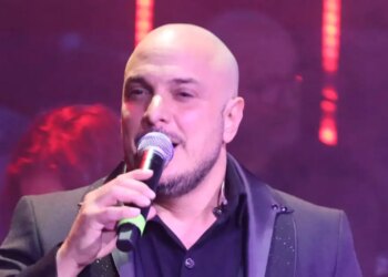 Μέχρι στιγμής πέτυχε να βγαίνει στην τηλεόραση, αυτό ήθελε