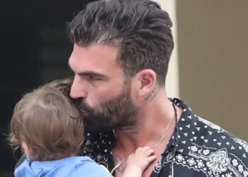 «Λιώνει» ο Δημήτρης Αλεξάνδρου με τον γιο του, Πάρη: Είναι το αυτοκολλητάκι μου