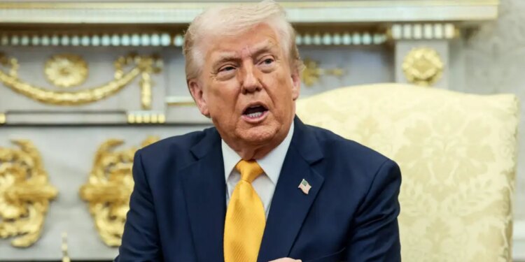 Axios: Η κυβέρνηση Τραμπ κάνει παρασκηνιακές διαπραγματεύσεις για διπλωματική «διέξοδο» από τον πόλεμο με το Ιράν