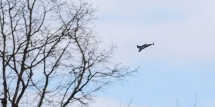 Πλήγμα στην καπνοδόχο ενεργειακού σταθμού στην Εσθονία από ρωσικό drone