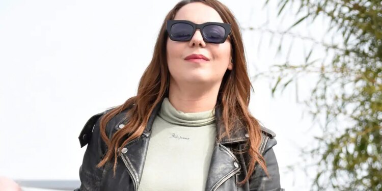 Η εγκυμονούσα Ελεάνα Παπαϊωάννου δημοσίευσε στο Instagram βίντεο με το παστίτσιο που έφτιαξε κι έφαγε