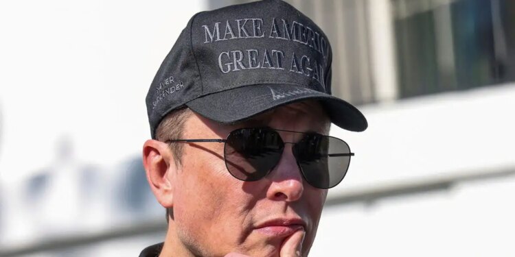 Forbes: Ο Έλον Μασκ παραμένει ο πλουσιότερος άνθρωπος στον κόσμο με μεγάλη διαφορά - Κοντά στα 1 τρισ. δολάρια η περιουσία του