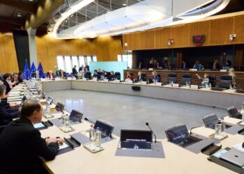 Ευρωπαϊκή Επιτροπή: Νέα ειδική ομάδα για την προστασία των παιδιών στα social media