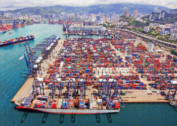 Πρόεδρος ΣΕΒΕ στο ΕΡΤnews: «Εάν ο πόλεμος κρατήσει 2-3 μήνες τα πράγματα μπορεί να γίνουν ανεξέλεγκτα»