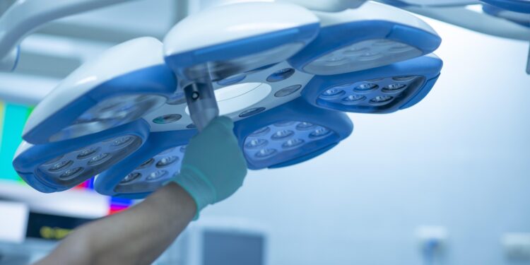 Ανακούφιση του πόνου και 50% λιγότερα χειρουργεία: Το νέο όπλο κατά του καρκίνου