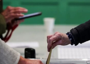 Εκλογές στη Γαλλία: Στον δεύτερο γύρο η κρίσιμη μάχη για τις μεγάλες πόλεις