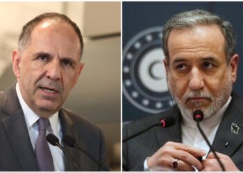 Τηλεφωνική επικοινωνία Γεραπετρίτη – Αραγτσί για τις συνέπειες του πολέμου στη Μέση Ανατολή