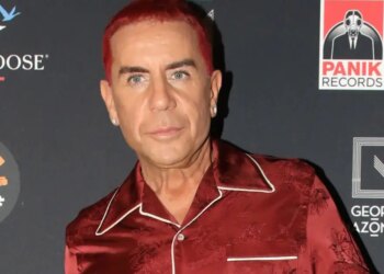 O Γιώργος Μαζωνάκης κυκλοφόρησε το νέο του τραγούδι με τίτλο «Επιπτώσεις» ανήμερα των γενεθλίων του