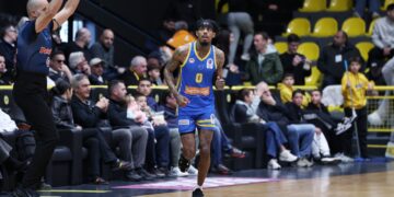 Καταιγιστικό το Περιστέρι, πέρασε άνετα από το Μαρούσι (hls) - www.ertsports.gr