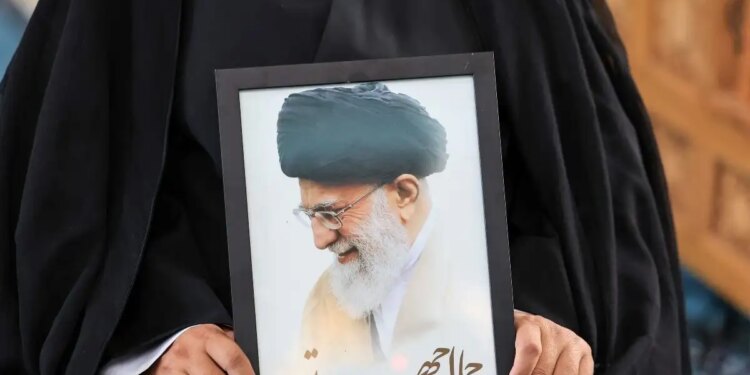 Αραγτσί: «Μπορεί να δείτε την επιλογή ενός ανώτατου ηγέτη στο Ιράν σε μία ή δύο ημέρες»