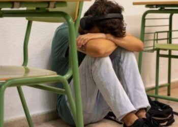 Πρόεδρος ΟΛΜΕ στο ΕΡΤnews Radio 105,8: To bullying μεταφέρθηκε από τις σχολικές αυλές στις πλατείες