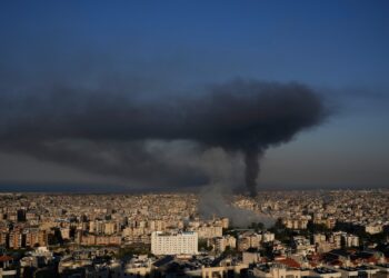 ΥΠΕΞ: Καμία συμμετοχή της Ελλάδας σε επιχειρήσεις κατά του Ιράν - Συγκεκριμένο σχέδιο για τον επαναπατρισμό Ελλήνων πολιτών - ertnews.gr
