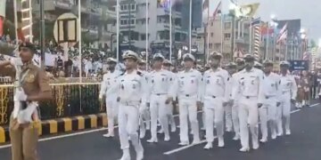 Η τελευταία παρέλαση των Ιρανών ναυτών πριν τη βύθιση της φρεγάτας Iris Dena από αμερικανικό υποβρύχιο