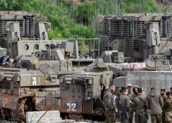 Μέση Ανατολή: Οι ΗΠΑ σφίγγουν τον κλοιό γύρω από το Ιράν – Οι χώρες του Κόλπου ετοιμάζονται να στηρίξουν τον Τραμπ – Live οι εξελίξεις