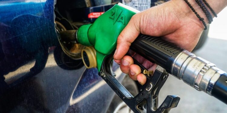 Ενδείξεις σταθεροποίησης στα καύσιμα – Αναμένεται μικρή υποχώρηση στην τιμή της βενζίνης