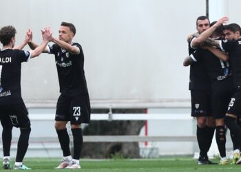 Η Καλαμάτα νίκησε την Μαρκό και κοιτάζει... Super League, έχασε έδαφος το Αιγάλεω για την "σωτηρία" - www.ertsports.gr