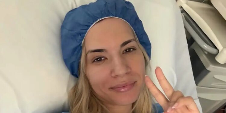 H Κέλλυ Βρανάκη στο νοσοκομείο: «Οι δύσκολες μέρες μας κάνουν πιο δυνατούς»