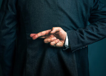 Το τρικ των 10 δευτερολέπτων για να αναγνωρίσεις έναν ψεύτη