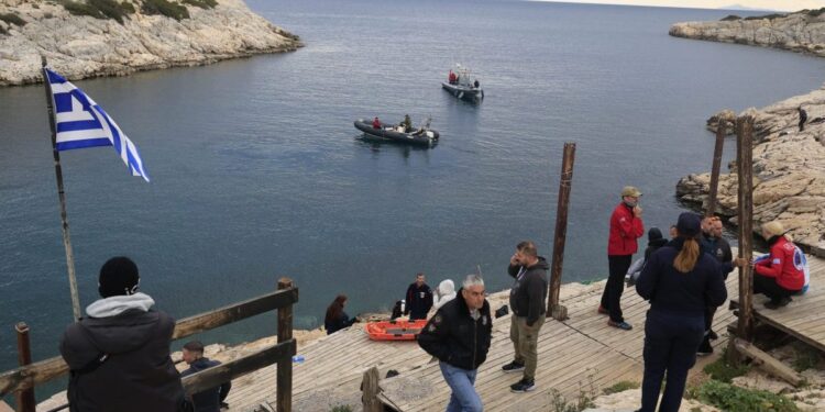 Λιμανάκια Βουλιαγμένης: Εντοπίστηκε η σορός του 34χρονου δύτη