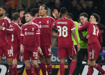 Άνετη πρόκριση για την Λίβερπουλ - www.ertsports.gr