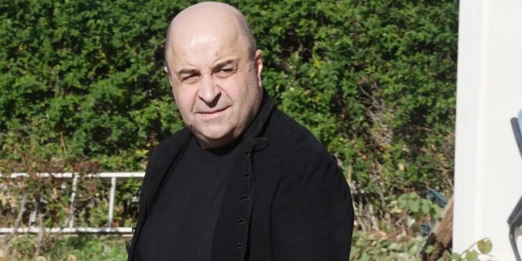 Λαμβάνω μηνύματα από τον κόσμο ότι περιμένουν εμένα για να γελάσουν