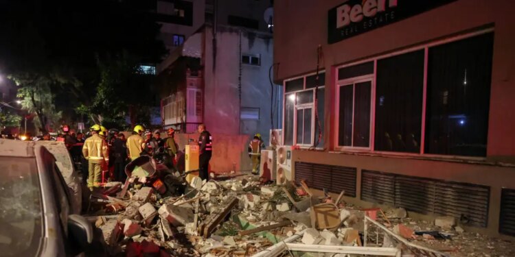 Μέση Ανατολή: Νύχτα κόλαση με σφυροκόπημα σε Βηρυτό και Τελ Αβίβ - Νέα επίθεση στην αμερικανική πρεσβεία στη Βαγδάτη