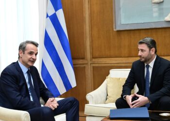 Συνάντηση Μητσοτάκη-Ανδρουλάκη την Τρίτη για τις εξελίξεις στη Μέση Ανατολή - «Ανοιχτός για κατ' ιδίαν ενημέρωση των πολιτικών αρχηγών» ο πρωθυπουργός - ertnews.gr