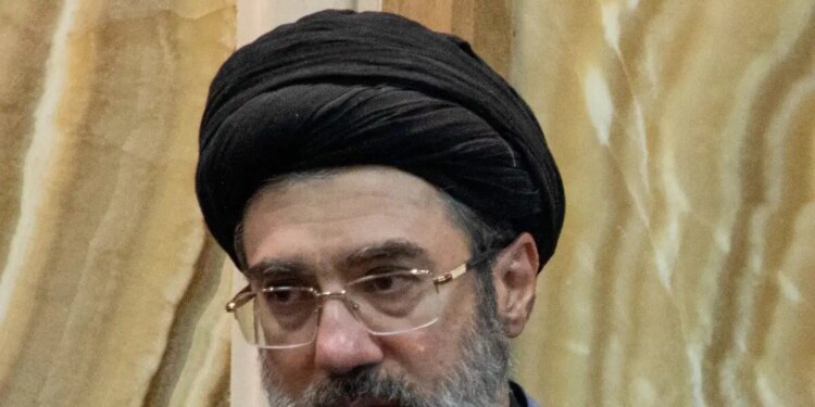 Μοτζτάμπα Χαμενεΐ: «Οι δολοφόνοι του Αλί Λαριτζανί θα πληρώσουν σύντομα» - Η γραπτή δήλωσή του