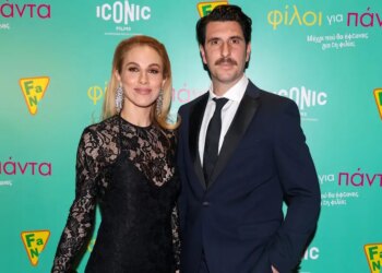 Η Ντορέττα Παπαδημητρίου με τον Γιώργο Γεροντιδάκη στην πρεμιέρα της νέας ταινίας της
