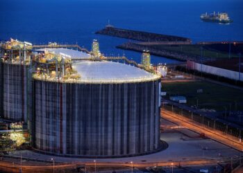 Μεγάλη άνοδος στην τιμή του πετρελαίου μετά το πλήγμα στο Ιράν