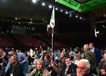 ΠΑΣΟΚ: Αυλαία στο συνέδριο με την εκλογή νέας Κεντρικής Επιτροπής