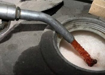 Έκτακτη σύσκεψη στο υπουργείο Περιβάλλοντος και Ενέργειας με θέμα την ενέργεια