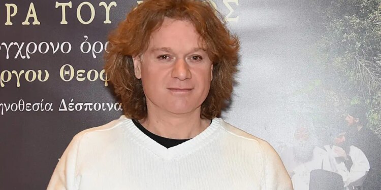 «Πάρα πολλοί γονείς μου λένε ότι νανουρίζουν τα παιδιά τους με τους ύμνους μου»