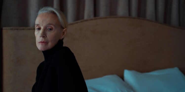 Νέα μελέτη αποκαλύπτει ότι η πρόωρη εμμηνόπαυση αυξάνει τον καρδιακό κίνδυνο κατά 40%