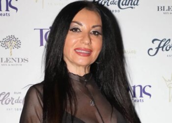 Δε θα ανεχτώ να λέει ότι βρήκε τον Μπάμπη Λαζαρίδη χωρισμένο